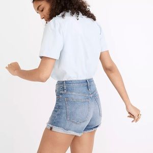 Madewell High-Rise Denim Shorts in Lavista Wash, size 25/ US 0